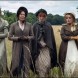 Premi�re image d'Olivia Colman et Rhea Norwood dans Pride and Prejudice