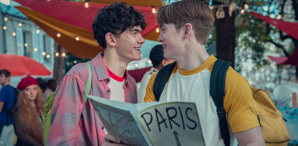 Charlie et Nick explorent la ville de Paris